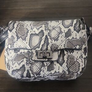 Snakeskin Pattern Crossbody Bag